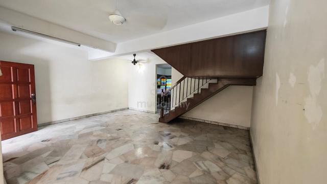 2sty House 20x70sf 4R3B Facing Field Tmn Desawan Bkt Tinggi Klang 1
