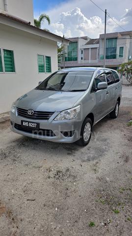 2011 Toyota INNOVA 2.0 E (A) - 4