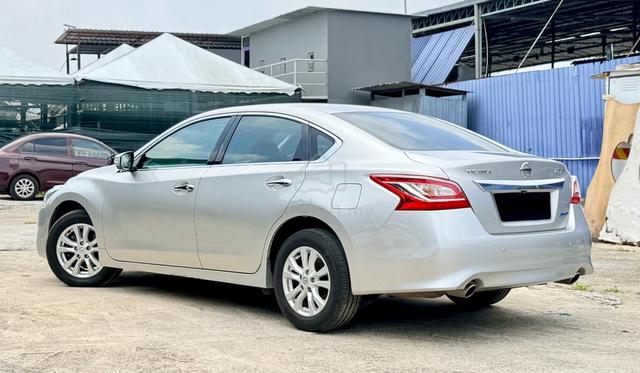 TRUE 2014 Nissan TEANA 2.0 XE PREMIUM (A) CARKING - 2