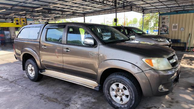 Single Owner Auto Toyota HILUX 2.5G (A) - 1