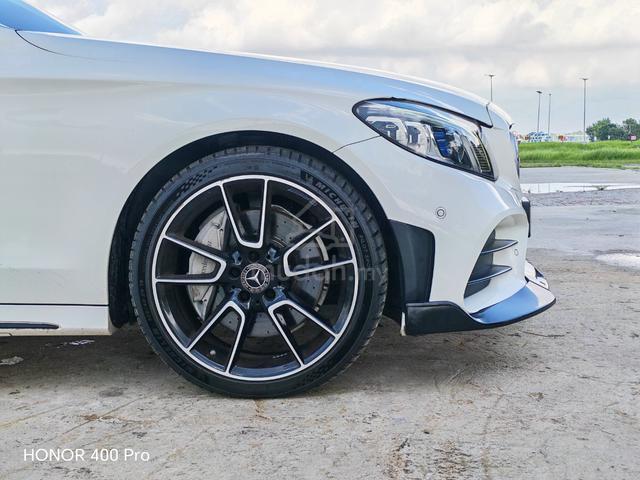 2019 Mercedes Benz C300 2.0 AMG LINE (CKD) (A) - 4
