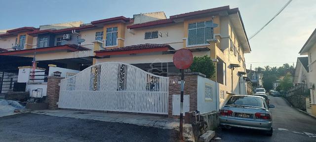 House For Rent at Bdr Baru Salak Tinggi 1