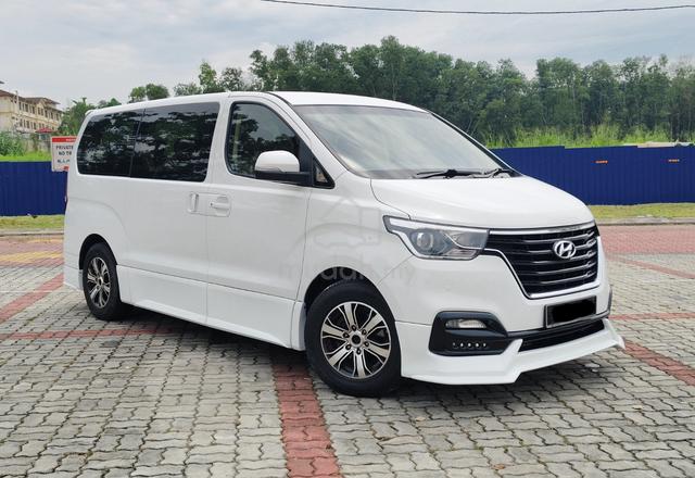 2018 Hyundai GRAND STAREX 2.5 ROYALE FACELIFT (A) - 2