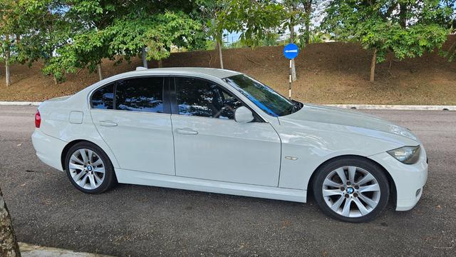 2011 Bmw 320i 2.0 E90 EXECUTIVE (CKD) - 4