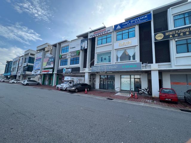 [FOR SALE] 3 Storey Shop (2 Adjoining units)  | Bagan Ajam Near LOTUS 1