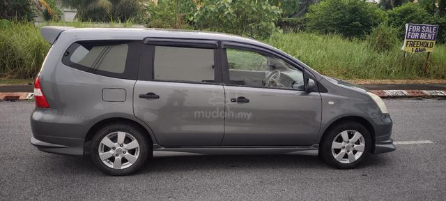 2011 Nissan GRAND LIVINA 1.6 CLASSIC/COMFORT MC - 4