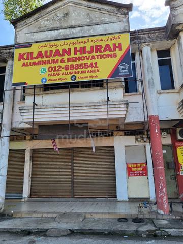2 floor Shop for Sale 1