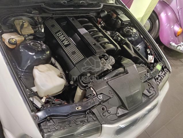 Bmw 325i M SPORTS ORIGINAL OWNER DONE 25K ALL NEW - 5