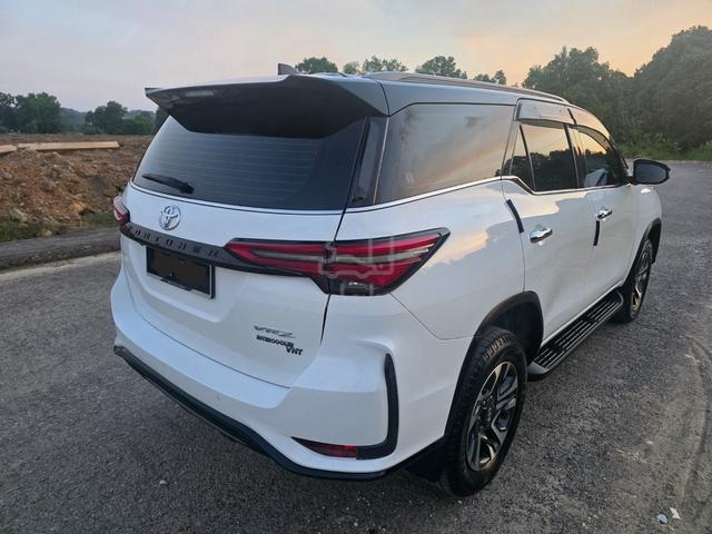 2021 Toyota FORTUNER VRZ 2.8L (A) - 5
