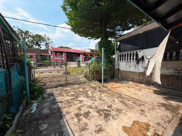 Jalan Usaha, Taman Abad, Johor 1