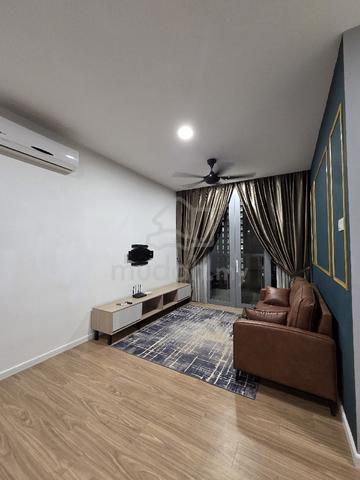 LakeFront Residence 1