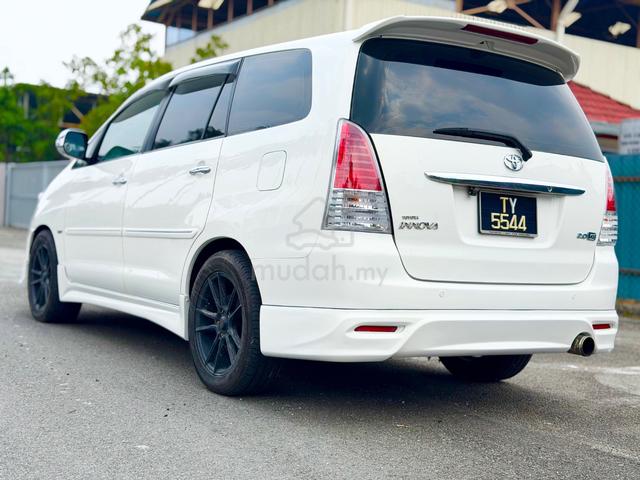 Toyota INNOVA 2.0 G FACELIFT GOOD CONDITION - 3