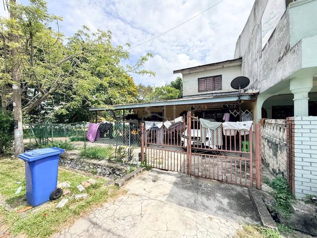 CORNER LOT🔥🔥 2 Storey LOW COST Seksyen 19 Shah Alam 1