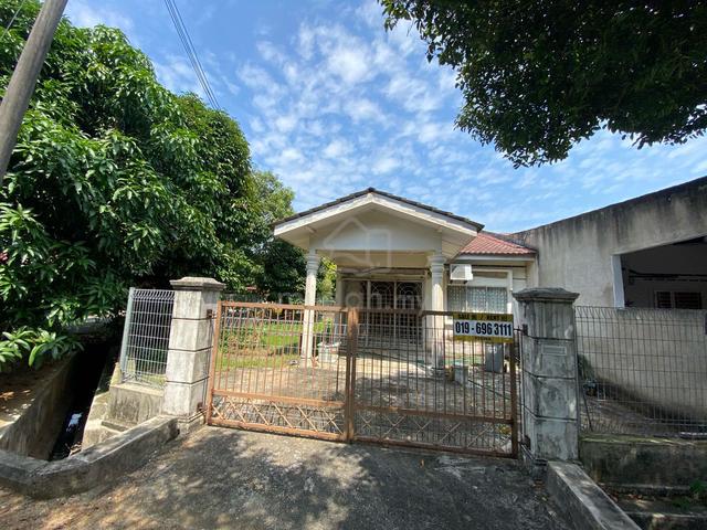 Value RM380K ! Corner Single Storey Taman Seri Telok Emas , Melaka 1
