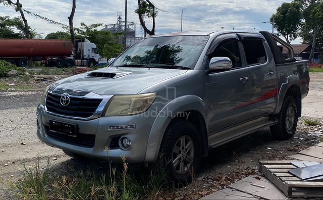 2015 Toyota HILUX 2.5 G VNT DOUBLE CAB (A) - 1