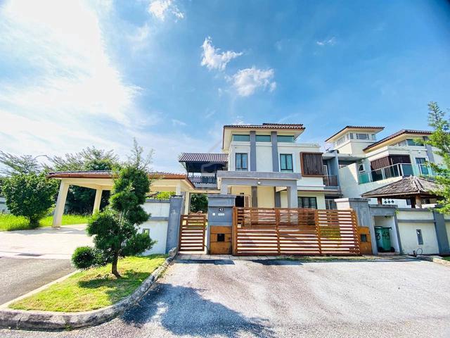 SEMI-D 8,263 SQFT CORNER LOT 🔥 2 Storey Ivory Villas Mantin Nilai N9 1