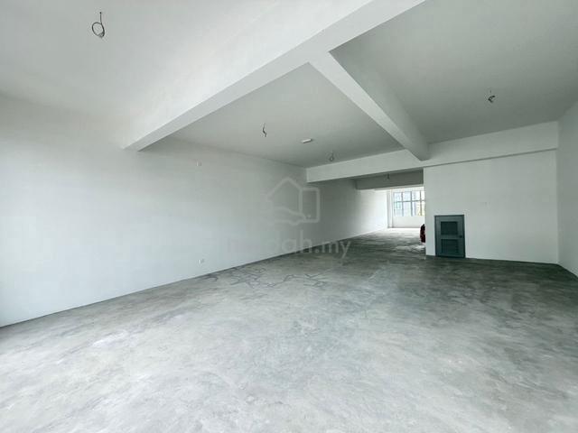 Whole buiding Gelang Patah Shoplot Summit Commercial Hub Tropicana 1
