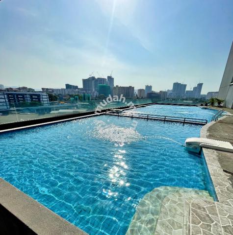 Cozy Middle Room for Rent - 5 mins walk to Chan Sow Lin LRT 4