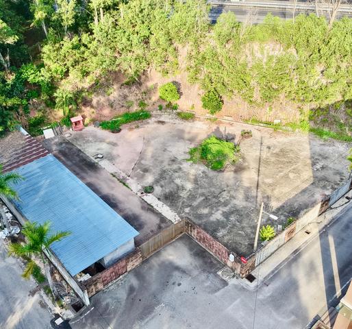 COMMERCIAL LAND FOR RENT FACING ROAD TAMAN BERANGAN Nr METRO HOSPITAL 1