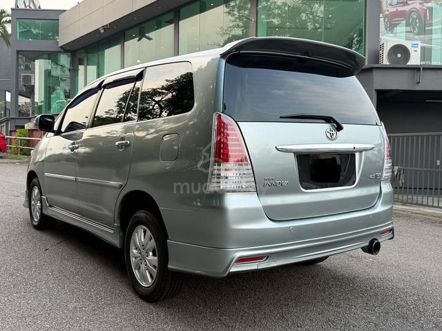 (CASH CARRY) 2010 Toyota INNOVA 2.0G AT - 2