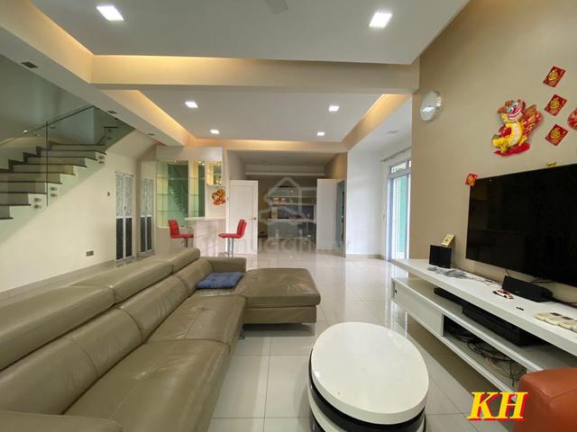 [Corner Lot] Damai Residence Kemuning Utama 2sty corner 42*70sqft reno 1