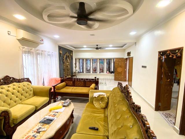 Single Storey Bungalow House with big land size Kempas Banjaran 1