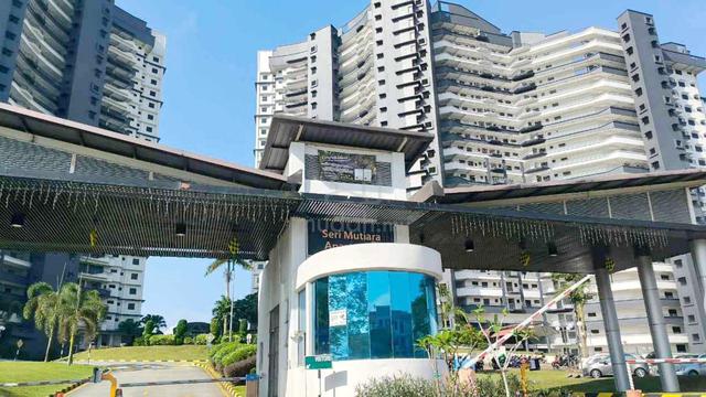Seri Mutiara Apartments (Seri Alam) 1