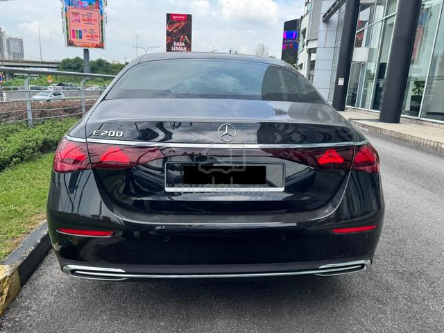 2025/2026 Mercedes Benz E200 AVANTGARDE LOW MILE - 3