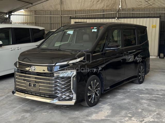 7K KM 2023 Toyota VOXY 2.0 S-Z (A) - 1