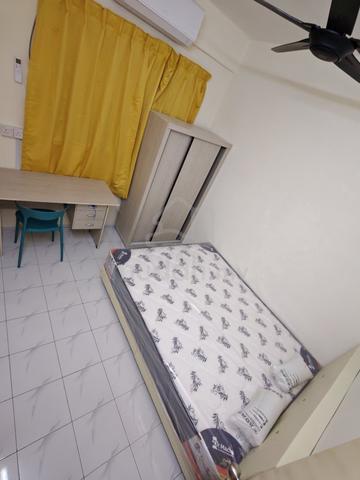 Aircond Room at jelutong symphony park 1