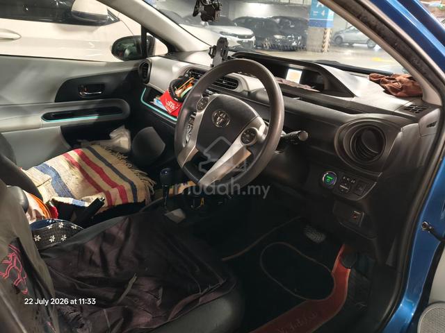 2012 Toyota PRIUS C 1.5 (HYBRID) NHP10R (A) - 5
