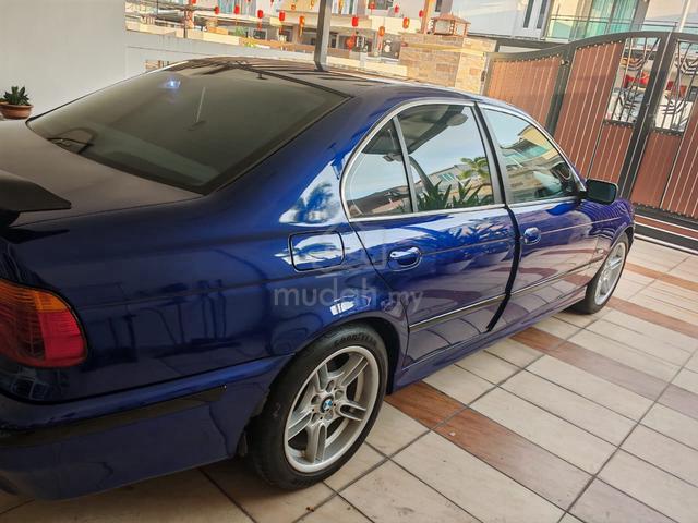 2003 BMW E39 525i - 5