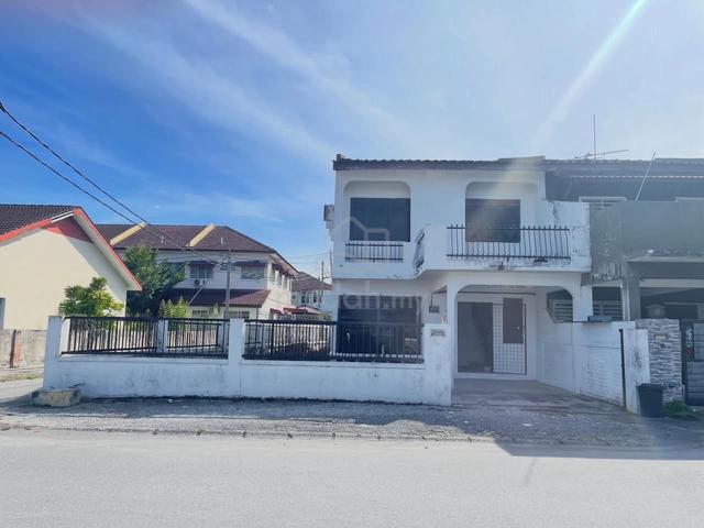 Teres Corner 2Storey Tmn Bertuah, Persiaran Klebang, Pusat Bandar Ipoh 1