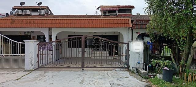 RENOVATED‼️ Single Storey Taman Sri Serdang Selangor 1