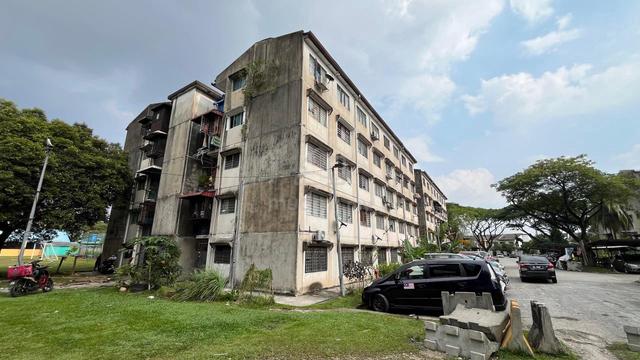 Flat Taman Dagang 1