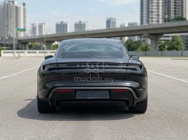 2024 Porsche TAYCAN (A) RECON LOW MILEAGE! - 2