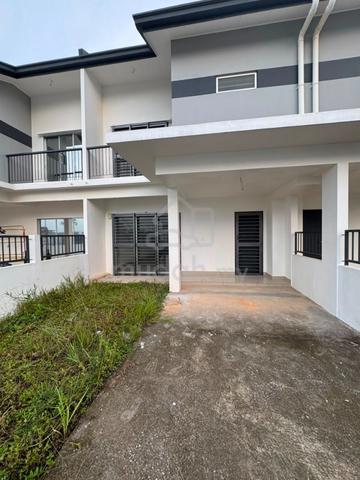 Rumah Teres PUNCAK WARISAN KOTA TINGGI 1