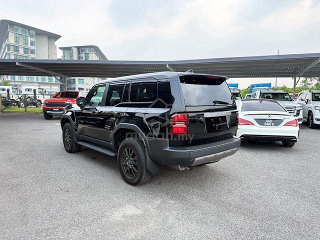 TOYOTA LAND CRUISER PRADO 2.7L PETROL VX EDiTION - 4