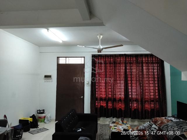 Common Room for rental 1