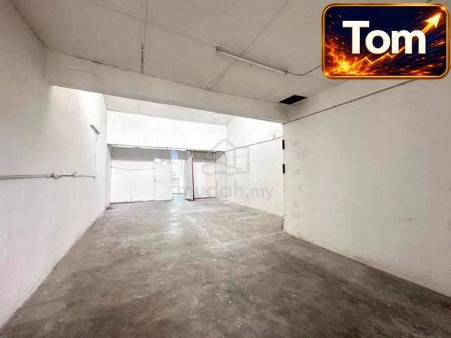 Machang Bubok Shoplot For Rent | Facing Main Road | High Visibility 1