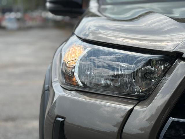 2021 Toyota HILUX 2.4 E (A) FREE WARRANTY N SERVIC - 5