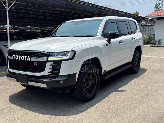 2024 Toyota LANDCRUISER 3.4 300 GR SPORT (A) UNREG - 3