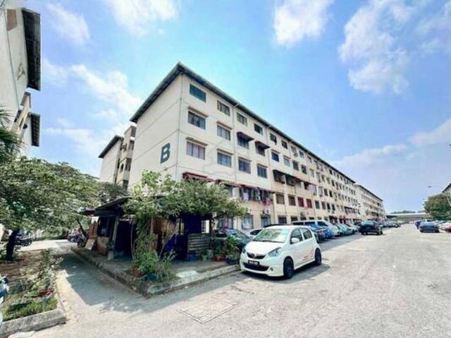 Taman Suria Pendamar Flat 1