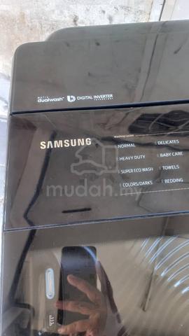 Carousel Image