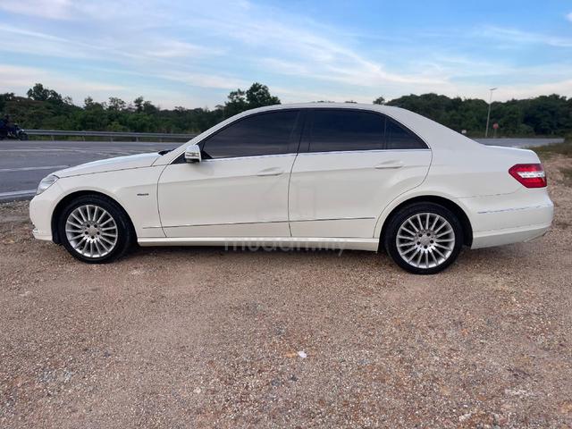 2012 Mercedes Benz E200 CGI BlueEFCY - 3