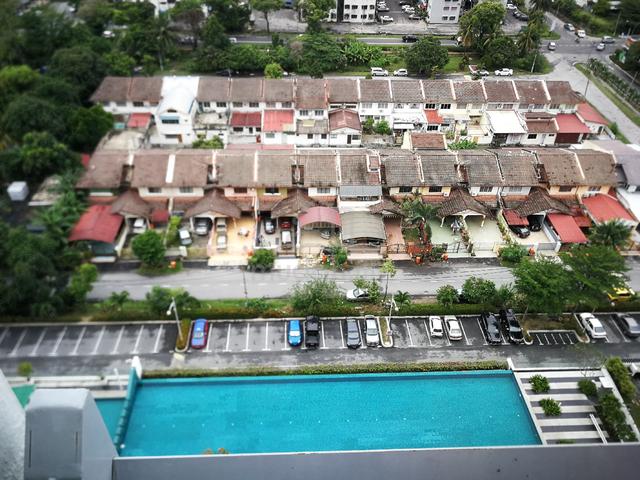 Pearl Avenue 1
