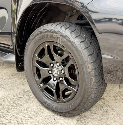 2022 Toyota HILUX 2.4 (A) V Spec 38k KM Only - 4