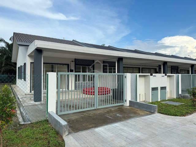FOR Sale MURAH 1 Sty MAINROAD Pulau Indah 4R2B FREEHOLD Masjid Sultan 1