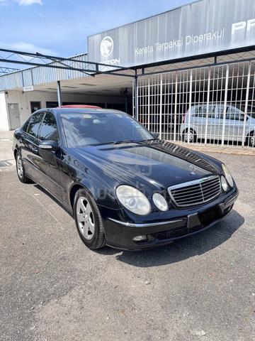 2005 Mercedes-Benz *** Mercedes Benz E240 - 4