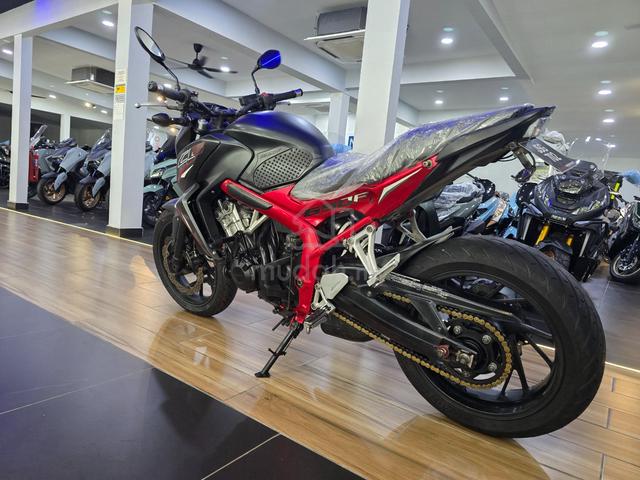 Carousel Image